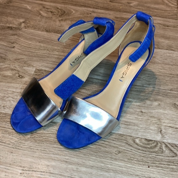 Via Spiga Suede Blue/Silver Strap Size 7.5 - Picture 4 of 8